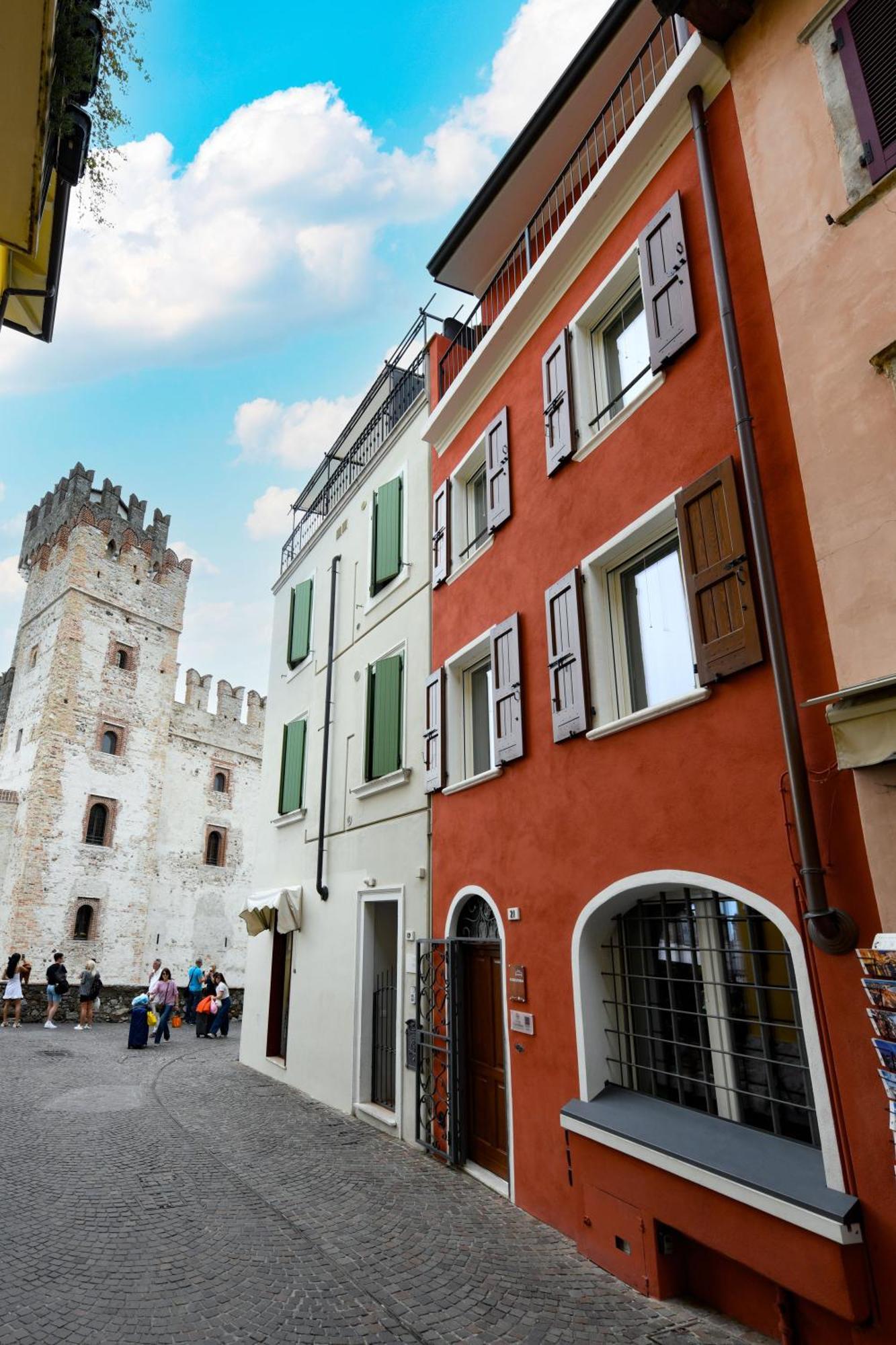 Locanda Carolina Valerio Catullo Sirmione Buitenkant foto